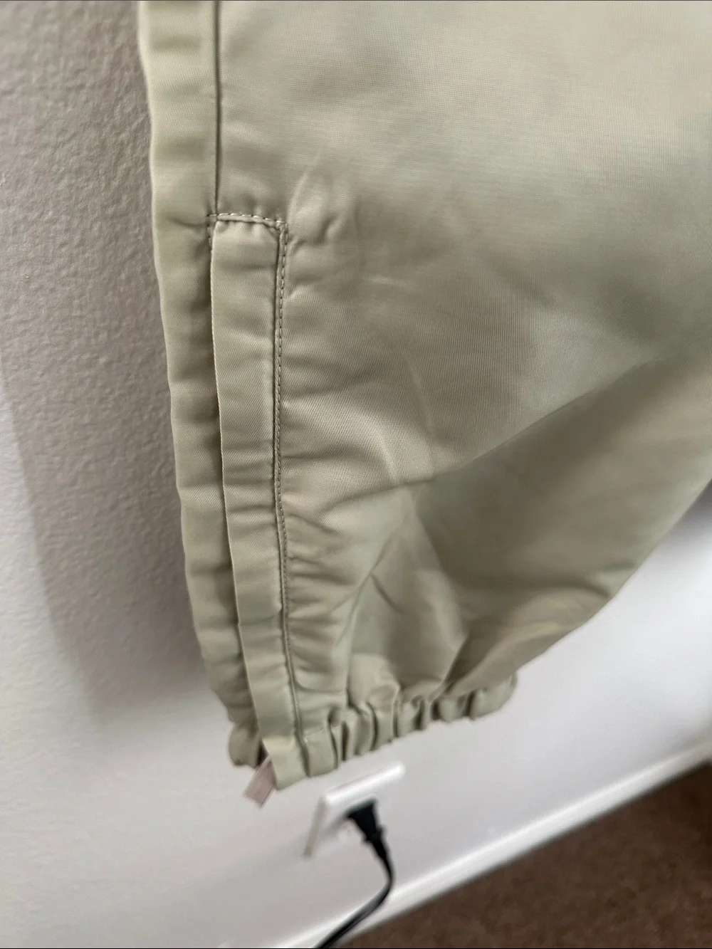 Essentials Fear of God Seafoam Green Nylon Drawstring Zipper Joggers SZ Medium